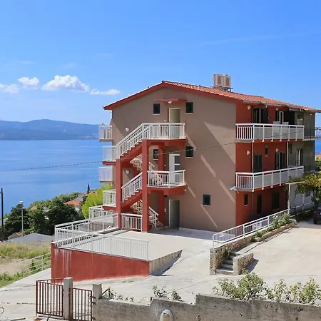 Stanici 10324b Omiš